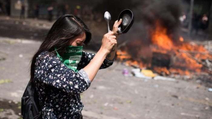 Regierung reagiert auf Proteste mit Investitionen