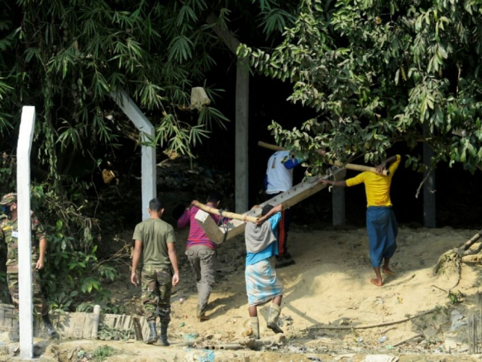 Le Bangladesh clôture les camps de réfugiés rohingyas