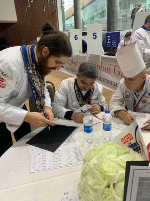   Cocineros azerbaiyanos participan en el festival internacional en Estambul  