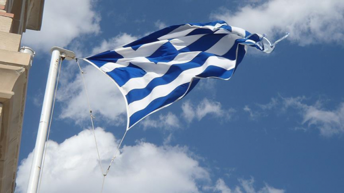   Grèce:   deux demandeurs d
