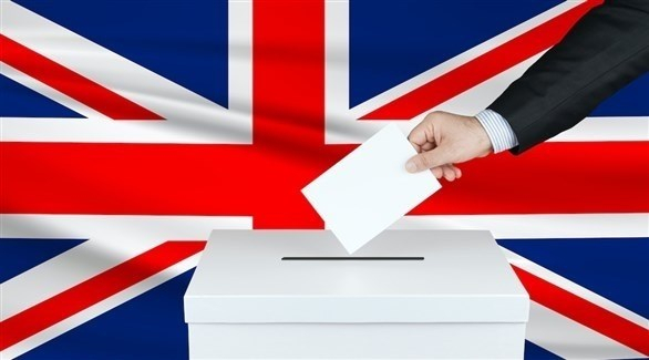 فتح مكاتب الاقتراع في الانتخابات التشريعية المبكرة في بريطانيا