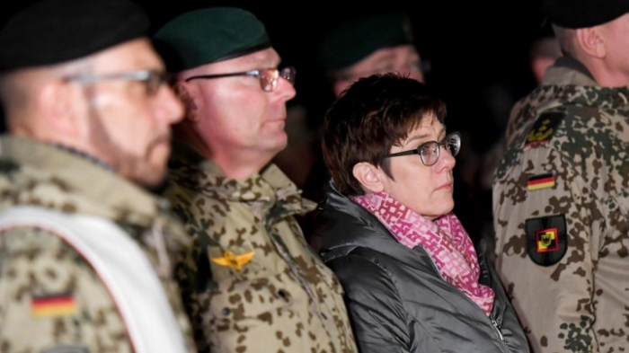   Kramp-Karrenbauer bei deutschen Soldaten in Masar-i-Scharif  
 