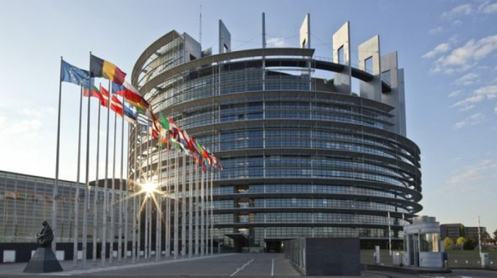  Avropa Parlamenti “Brexit”i təsdiqlədi 