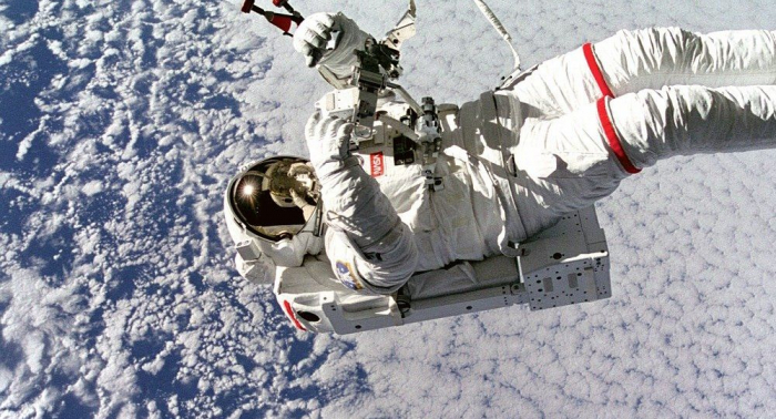 Un astronauta sufre una trombosis en la EEI y recibe tratamiento... desde la Tierra