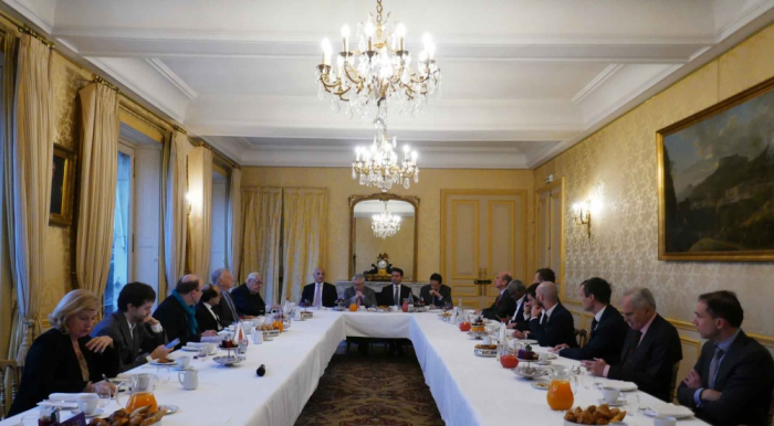   Les responsables des think tanks français sont informés de la politique étrangère de l’Azerbaïdjan  