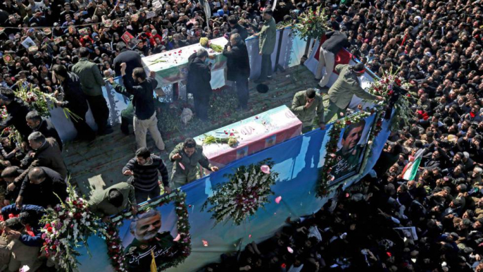  Irán:   Al menos 56 muertos en una estampida durante el funeral del general Soleimani