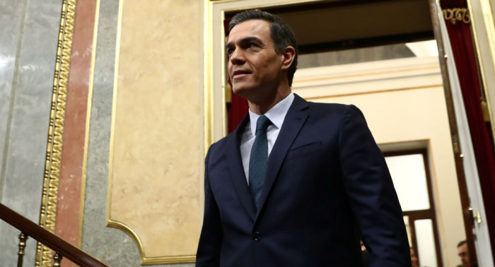 Sánchez jura su cargo como presidente del Gobierno español