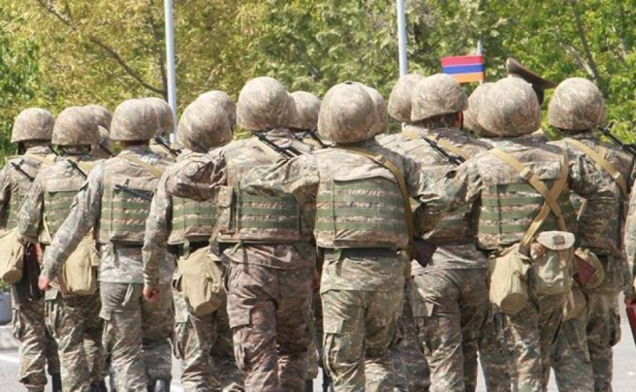     "Kriminelle Abenteuer"   von Oberst Budagyan, einem berühmten Drogenhändler in armenischer Armee  