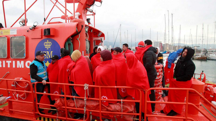   Rescatan a 34 migrantes en dos pateras cerca de la costa de Granada  