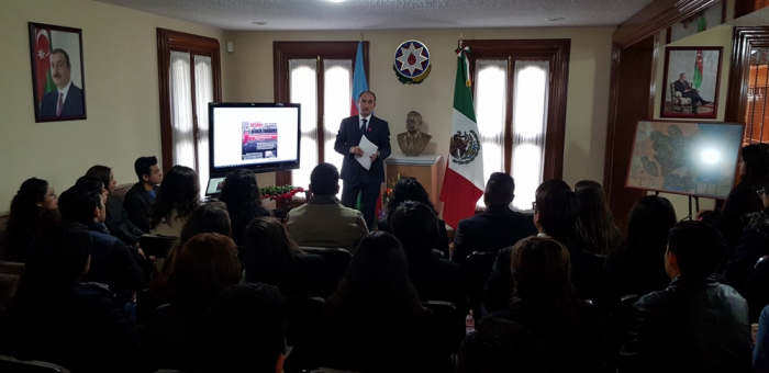   Celebran una ceremonia conmemorativa en México para conmemorar el 30º aniversario de la tragedia del 20 de enero    
