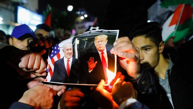 Abbás advierte de que los palestinos no cederán ante el plan de Trump