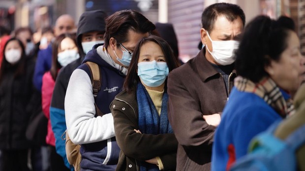   China eleva a 213 los muertos por el coronavirus y a 9.692 los contagiados  