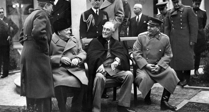 مسؤول روسي: تشرشل اقترح على ستالين تقسيم أوروبا إلى مناطق نفوذ عام 1944