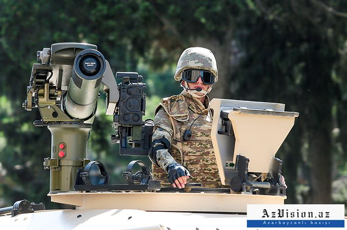     الهام علييف:  "اشترت أذربيجان أسلحة ومعدات عسكرية جديدة في العام الماضي "  