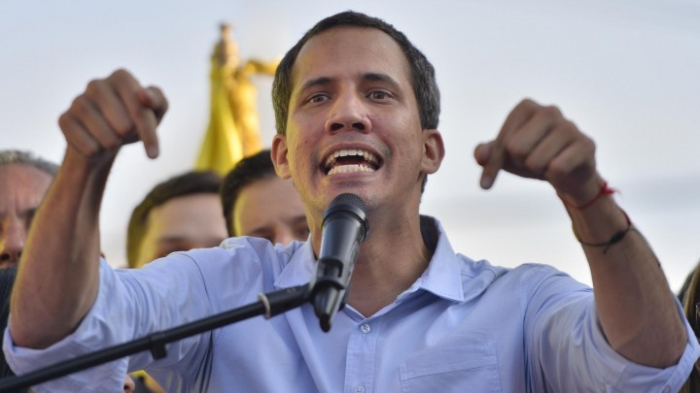 Juan Guaidó erneut als Parlamentspräsident vereidigt