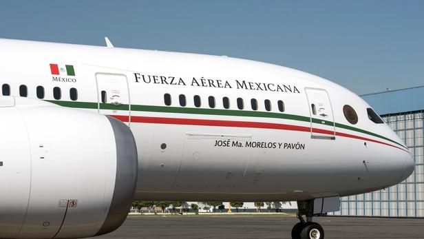 Le président mexicain propose une tombola pour faire gagner son avion