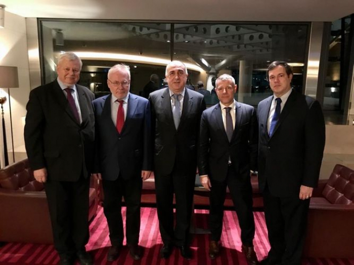  Elmar Mammadyarov traf sich mit den Co-Vorsitzenden in Genf 