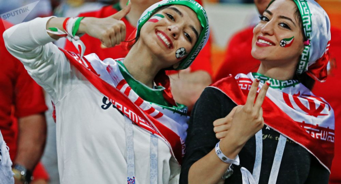 إيران تتخذ "قرارا تاريخيا" بشأن مشاركة فتيات في بطولة دولية