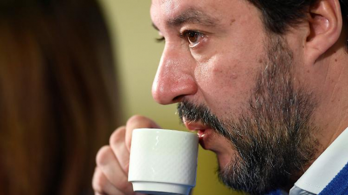 Facebook löscht Salvini-Wahlkampfvideo