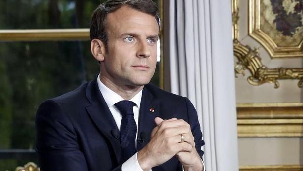 La cote de popularité de Macron progresse de deux points, à 32%
