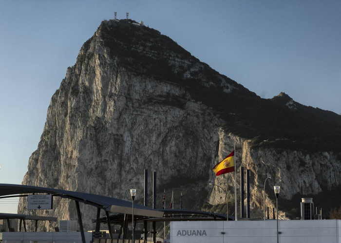 El Gobierno enviará al Congreso un tratado para frenar la evasión fiscal en Gibraltar