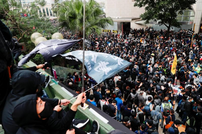 Massenproteste und Handelsstreit bremsen Hongkong-Wirtschaft aus