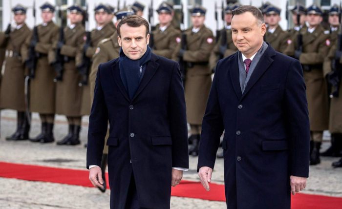 Macron intenta recomponer los lazos con Polonia y la Europa “iliberal”