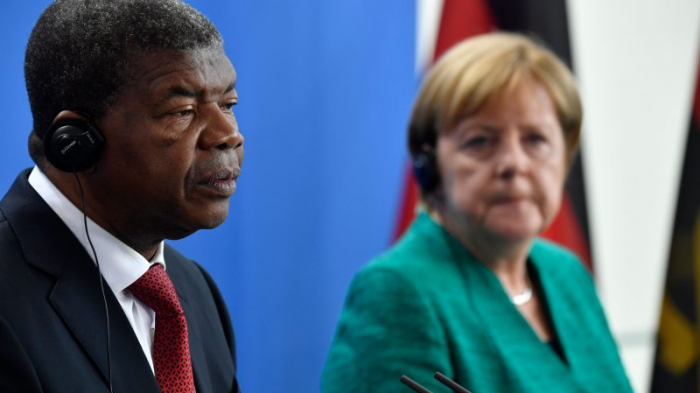Merkel zu Gesprächen in Angola