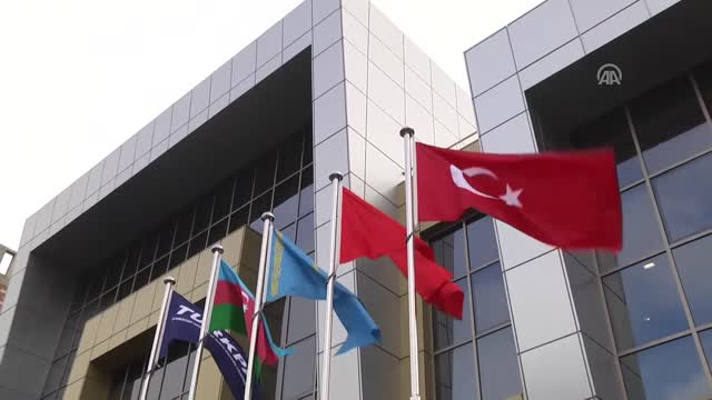     TURKPA  -Beobachtungsmission trifft in Baku ein  