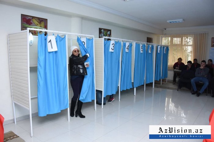  Azerbaijani CEC discloses voter turnout in parliamentary elections as of 15:00 