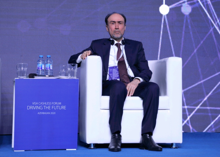  Azerbaiyán podría adoptar un nuevo programa sobre el desarrollo de los pagos digitales 