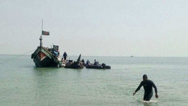 At least 14 dead as Rohingya boat sinks in Bangladesh