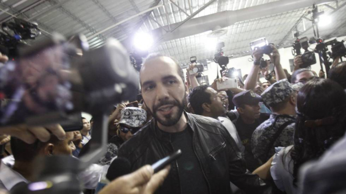   Nayib Bukele:   “Si fuera un dictador habría tomado el control de todo el Gobierno anoche”      