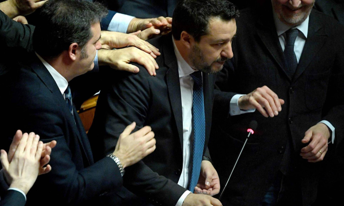 La toga vuelve al Parlamento italiano