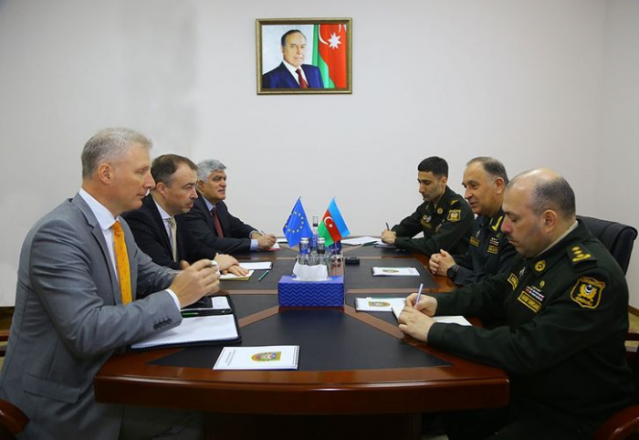   Viceministro de Defensa de Azerbaiyán se reúne con el Representante Especial de la UE  
