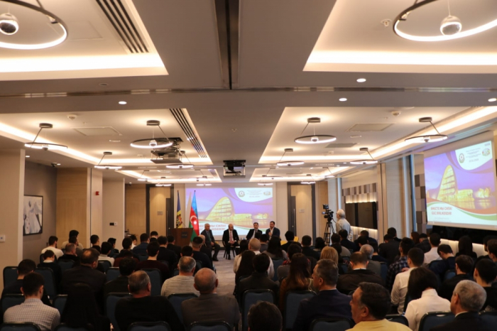  I Foro de la juventud azerbaiyana de Moldova se celebró en Chisinau 