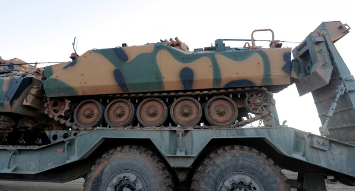 Turquía envía un convoy de tanques y cañones autopropulsados a Idlib