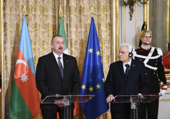  Presidentes azerbaiyano e italiano hacen declaraciones a la prensa- Fotos