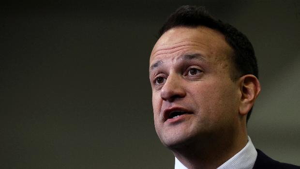   Dimite el primer ministro irlandés ante el bloqueo para formar Gobierno  