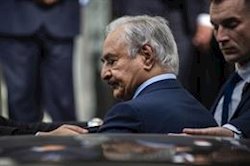 Haftar dice que habrá alto el fuego cuando se retiren de Libia los "mercenarios sirios y turcos"