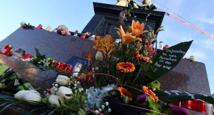   Hanau se viste de luto para conmemorar a las víctimas del doble tiroteo  