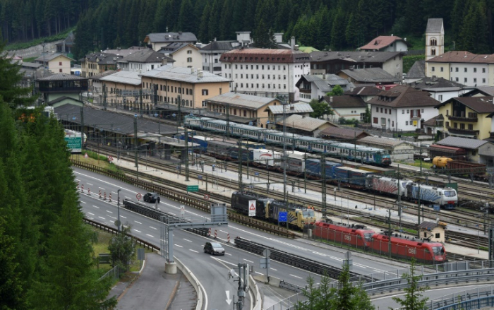Coronavirus-Krise führt zu mehrstündiger Störung des Zugverkehrs über die Alpen
