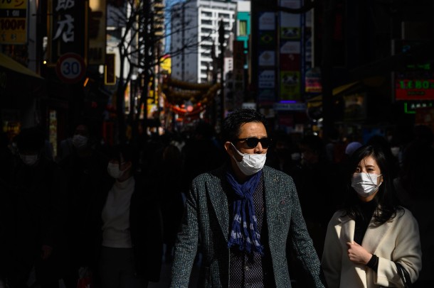 Japans Angst vor dem Virus schützt vor der Grippe
