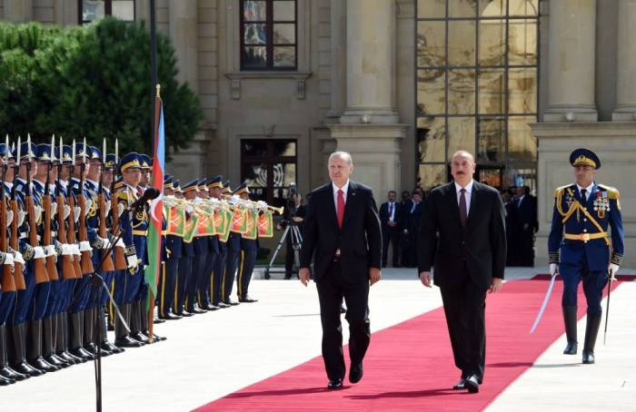  Se realiza la ceremonia oficial de bienvenida a Erdogan en Bakú-  En Vivo  