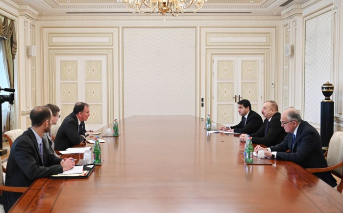   Ilham Aliyev empfängt den stellvertretenden US-Staatssekretär für Energiediplomatie  