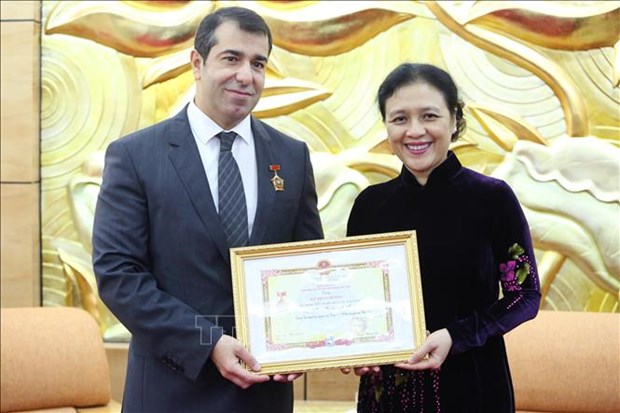   Destacan labor del embajador de Azerbaiyán en Vietnam  