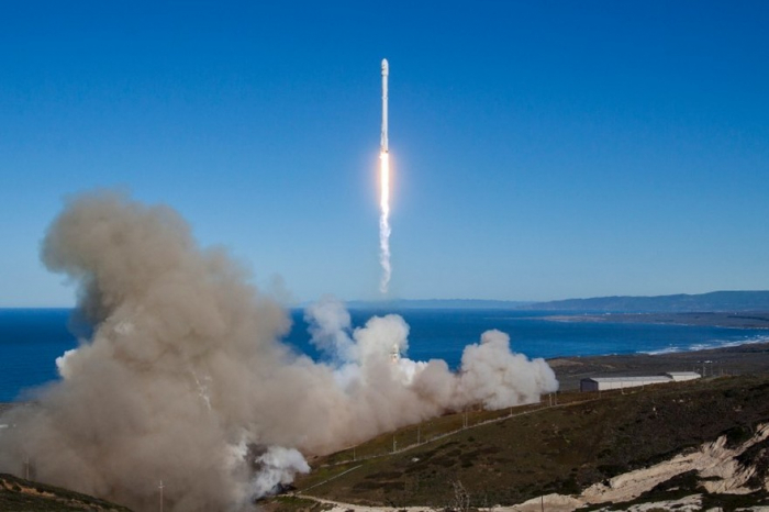 Une fusée de SpaceX éclate sur son site de lancement –  Vidéo 