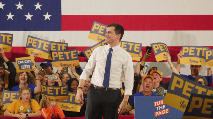   Buttigieg gewinnt hauchdünn in Iowa  