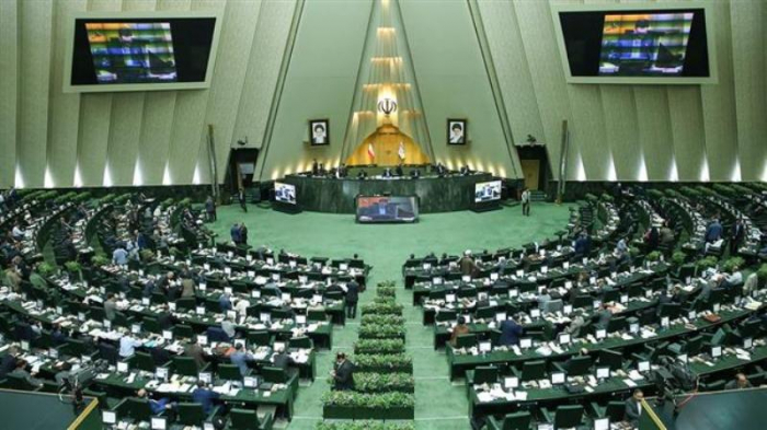    Parlement iranien:  4 députés infectés par le Covid-19  