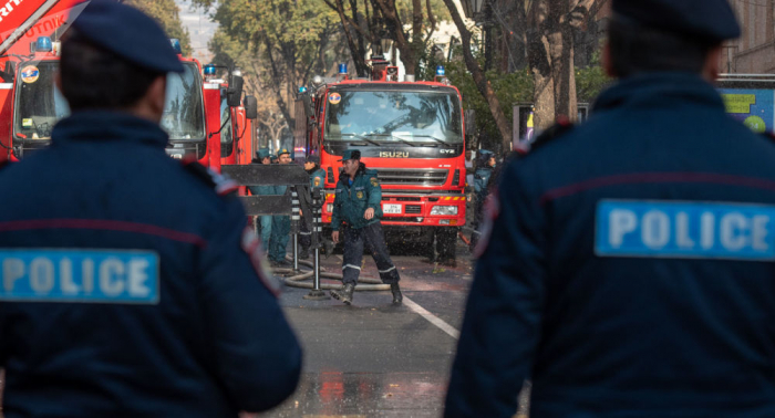Ermənistanda polis binasında bomba həyəcanı